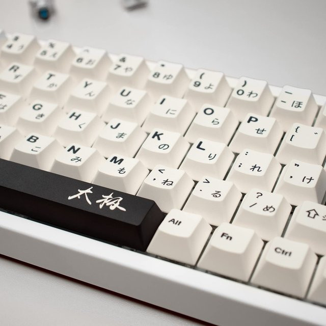 GMK Minimalistische Englische Tastenkappen in Weiß, 144 PBT-Tastenkappen mit Cherry-Profil und Farbsublimation für mechanische Tastaturen - Bild 1