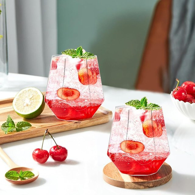 Transparentes Cocktailglas aus Kunststoff für Party und Bar - Bild 1