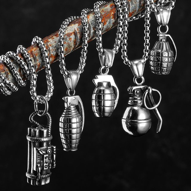 Metal Town Halskette Edelstahl, Granate, Punk, Unisex, Silber - Bild 1