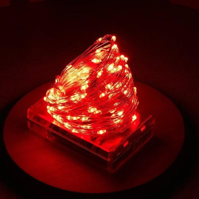 Yongkomo LED-Lichterkette mit 50 LEDs in Rot für Weihnachten und Hochzeitsfeiern, Batteriebetrieben - Bild 1