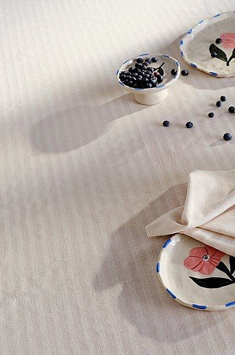 Jotex Tischdecke HERIBERT in Beige mit Streifenmuster aus Halb-Leinen - Bild 1