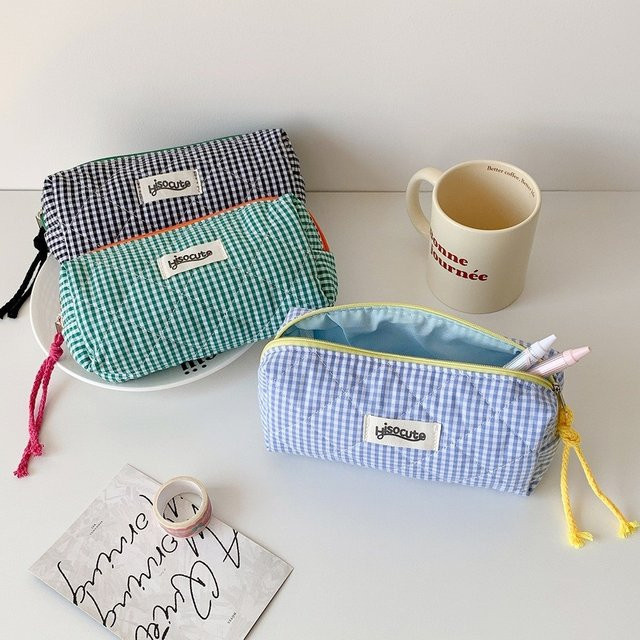 Karierte Kosmetiktasche und Schreibwaren-Etui mit großem Fassungsvermögen in Schwarz - Bild 1
