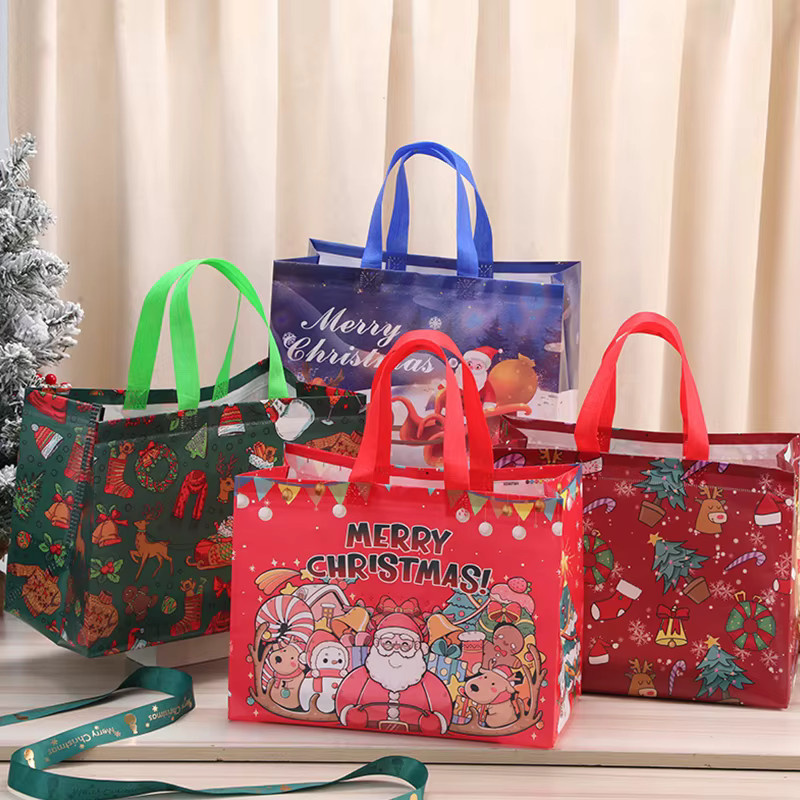ZYF Weihnachtliche Geschenktaschen aus Vlies in Rot, 5er-Pack, B/T/H: 33 x 25 x 17 cm - Bild 2