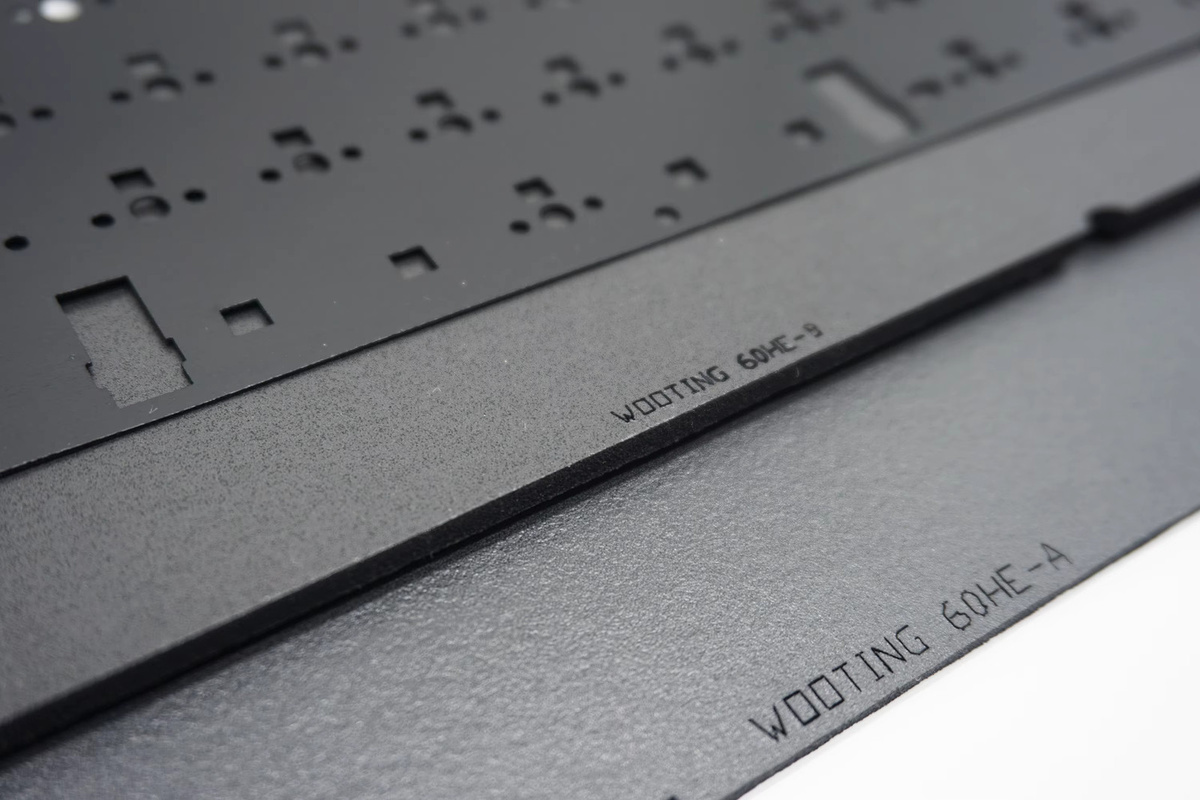 Keebox Sound Package für Wooting60HE Tastatur mit Schaumstoff-Typplatte, Schaumstoffboden und Schaumstoffschalterblatt in Schwarz - Bild 3