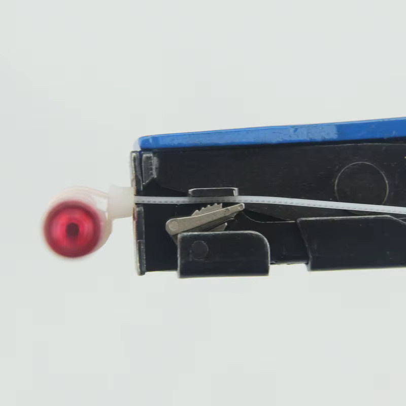 Professionelle Kabelzange für Nylonkabel zur Befestigung von 2,2 mm bis 4,8 mm in Blau - Bild 3