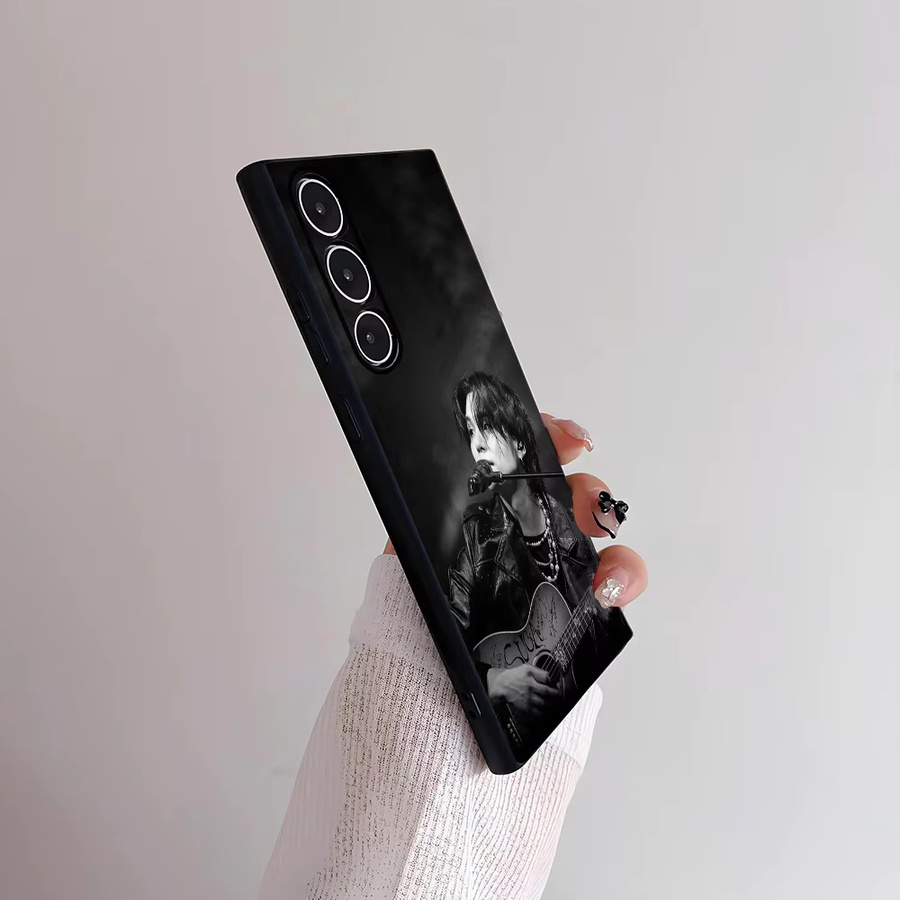A-Agust D Yoongi S-Suga Handyhülle für Samsung Galaxy S21 S22 S23 S24 S25 FE Plus Ultra in Schwarz aus weichem TPU - Bild 2