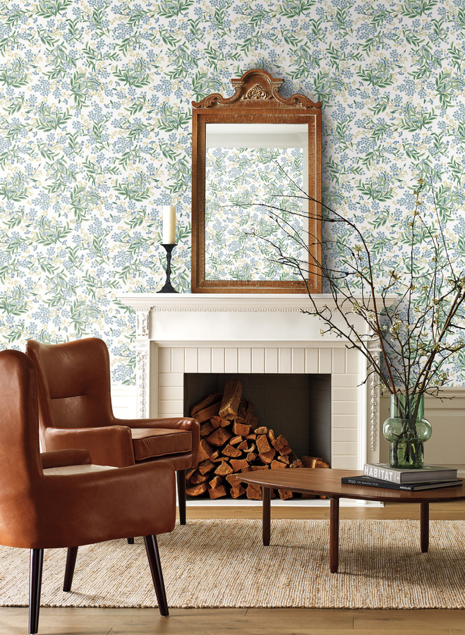 Rifle Paper Co. Tapete Cornflower mit floralem Botanical-Design in Blau, Gold und Multicolour - Bild 1