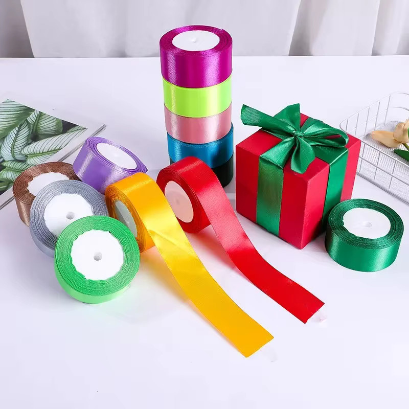 Merylover Seidensatinbänder für DIY-Bastelarbeiten und Dekoration, 25 Yards pro Rolle, erhältlich in verschiedenen Breiten und in Silber oder Multicolour - Bild 4