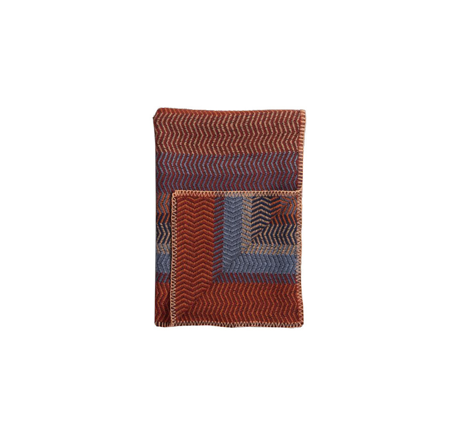 Roros Tweed Fri Decke Late Fall Wolldecke in Rot-Multicolor mit Chevron-Muster für Erwachsene - Bild 3