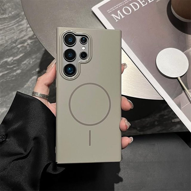 Stoßfeste MagSafe Handyhülle aus mattem PC für Samsung Galaxy S25 S24 S23 Ultra Plus in Grau mit kontrastfarbener Linse - Bild 1