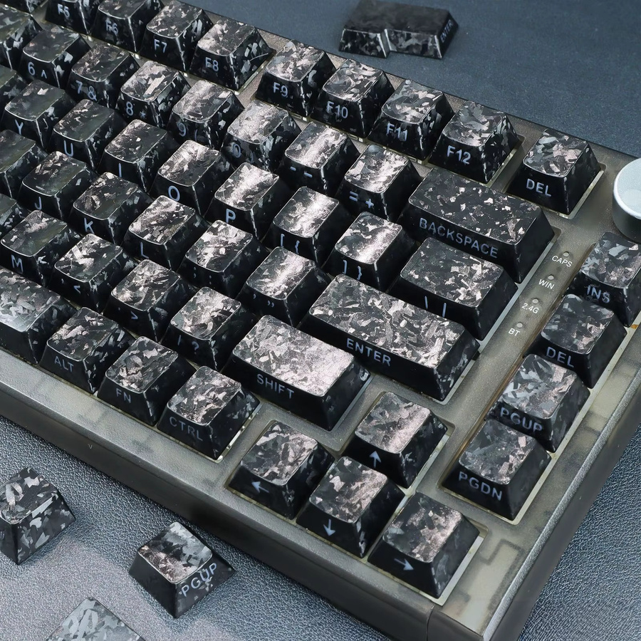 Carbon-Matte Double-Shot PBT-Tastenkappen im Cherry-Profil mit seitlicher Bedruckung für RGB-Hintergrundbeleuchtung und MX-Schalter, Schwarz und Weiß - Bild 3