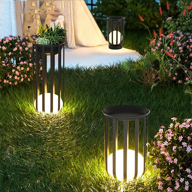 Ynhaw Solar Garten Stehlampe aus Metall in Schwarz für Terrasse und Garten - Bild 1