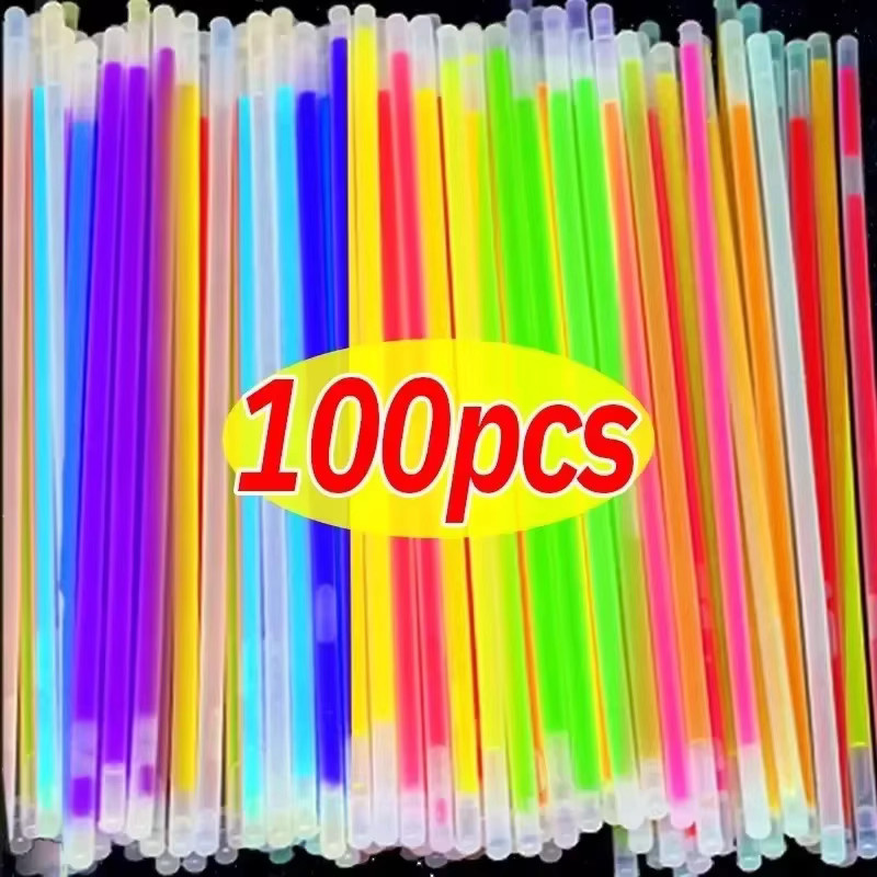 Bunte Fluoreszenzstäbe als Partyzubehör in verschiedenen Farben und Größen für leuchtende Armbänder - Bild 2