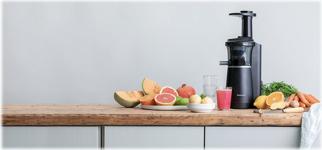 Panasonic MJ-L501KXE Slow Juicer Entsafter Schwarz - Bild 1