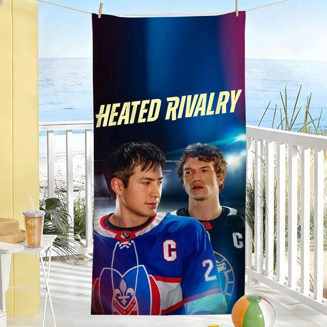 Schnelltrocknendes Microfaser Handtuch H-Heated Rivalry in Weiss und Multicolour, B: 90 cm, H: 180 cm - Bild 1