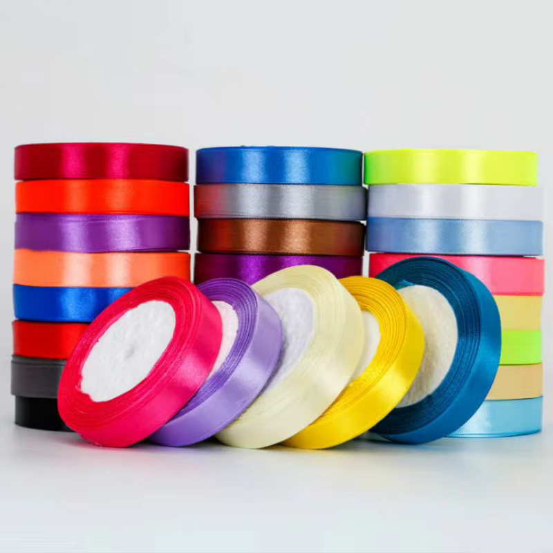 Merylover Satinbänder Set für Dekoration und Geschenkverpackung, Breite: 1,5 cm, Länge: 25 Yards, Farben: Weiß, Rot, Blau, Grün - Bild 1