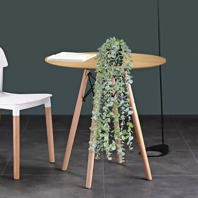 Künstliche Efeu und Eukalyptus Ranken in Grün zur Wand- und Gartendekoration aus Kunststoff - Bild 1
