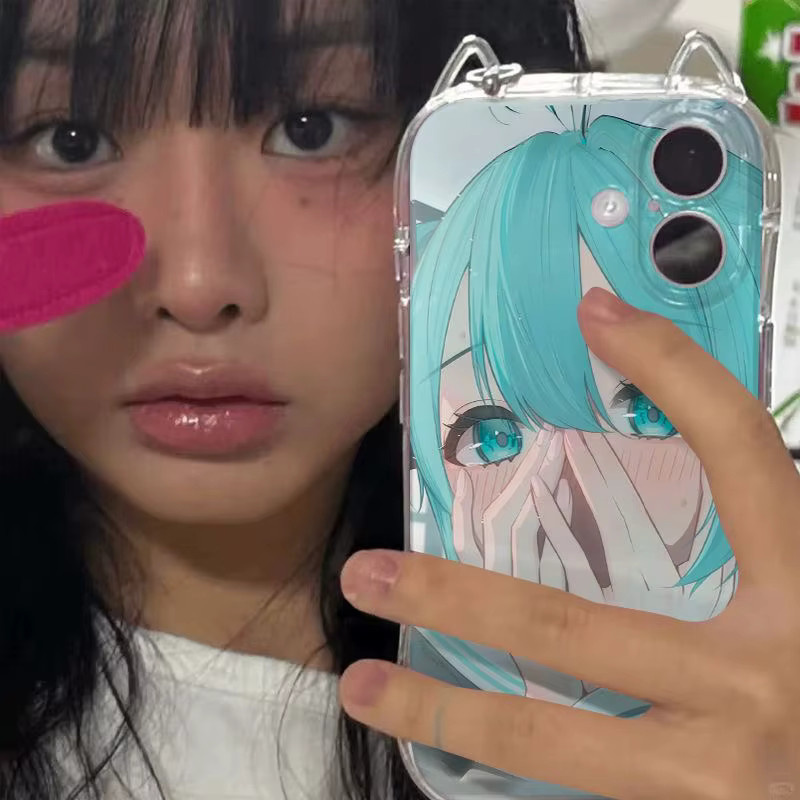 Transparente Handyhülle mit süßem Comic-Mädchen und Kätzchen für iPhone Modelle 7 bis 16 Pro Max sowie SE und XR - Bild 2