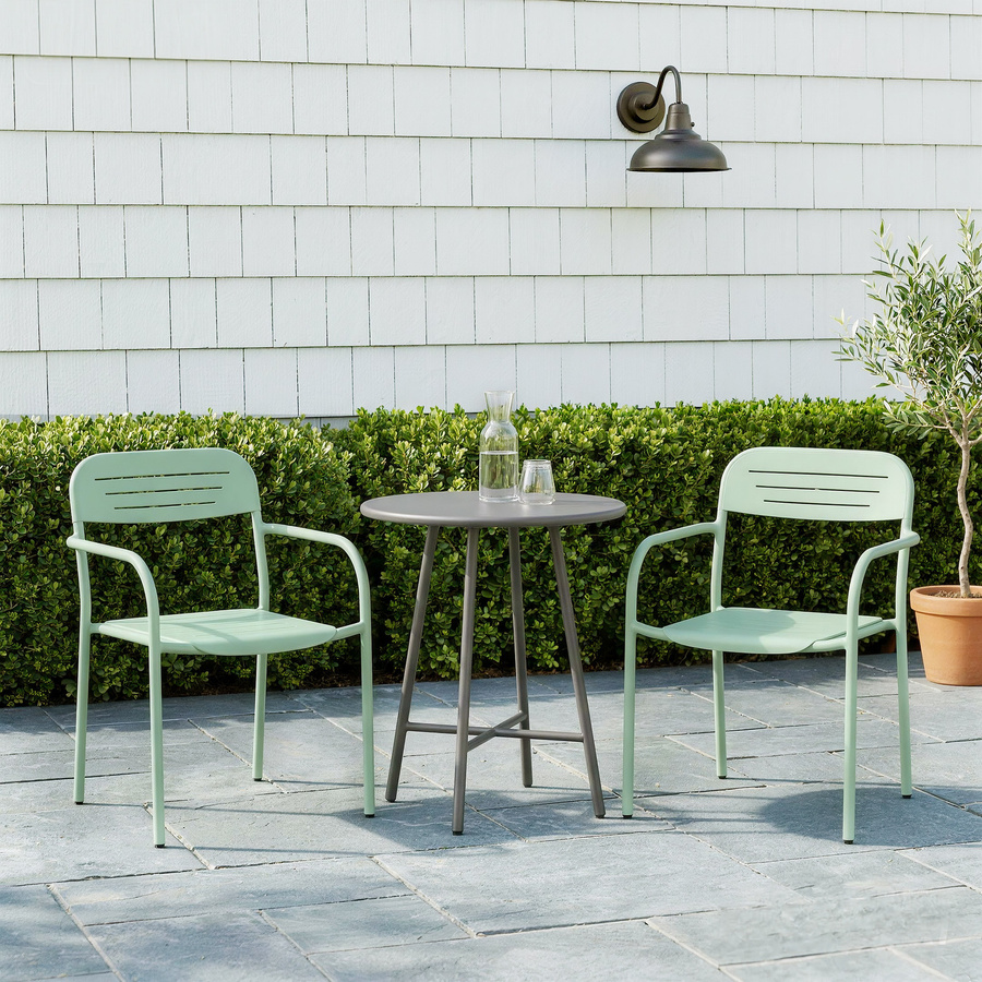 Outsunny 2er Set Gartenstühle aus Metall mit Armlehnen und Lamelldesign, stapelbare wetterfeste Terrassenstühle in Grün, B/T/H: 56 x 58 x 78 cm - Bild 2