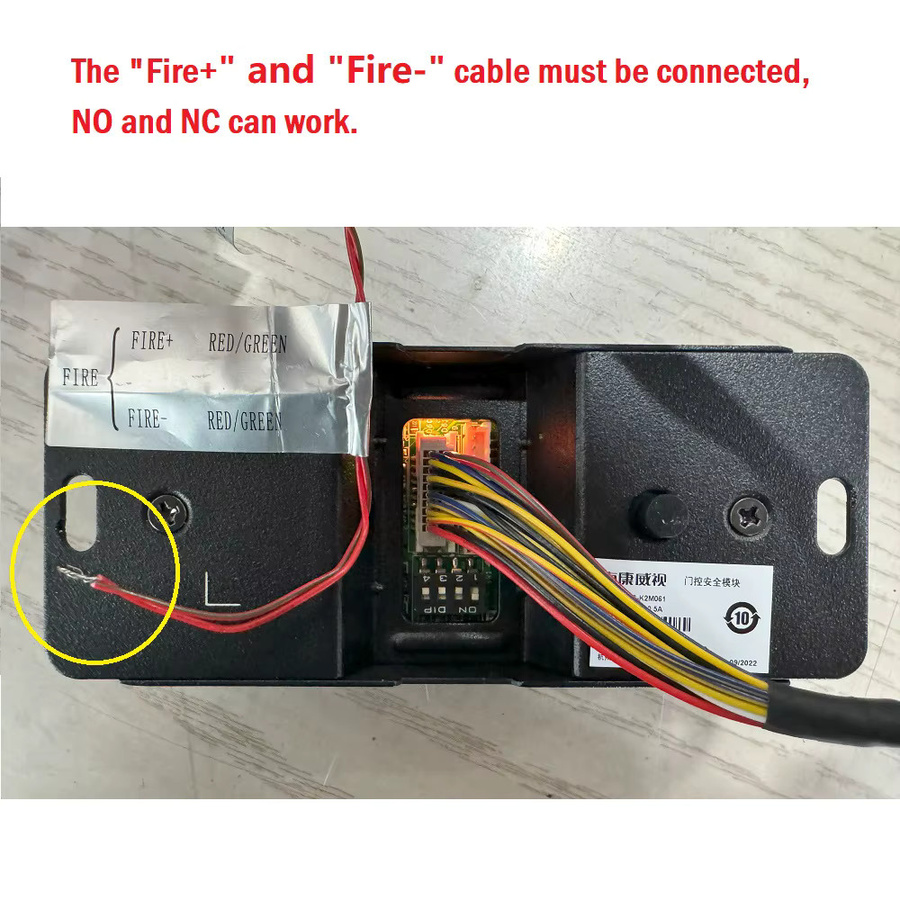 Hikvision DS-K2M061 Türsteuerungsmodul für Zutrittskontrollterminals und IP-Türklingeln DS-KV8113-WME1 in Schwarz - Bild 2