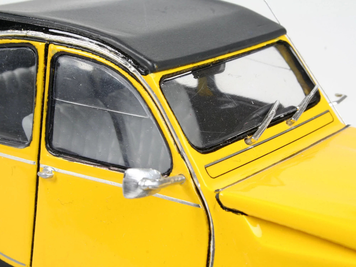 Revell Citroen 2CV Charleston, Modellauto, 1:24, ab 10 Jahren - Bild 3