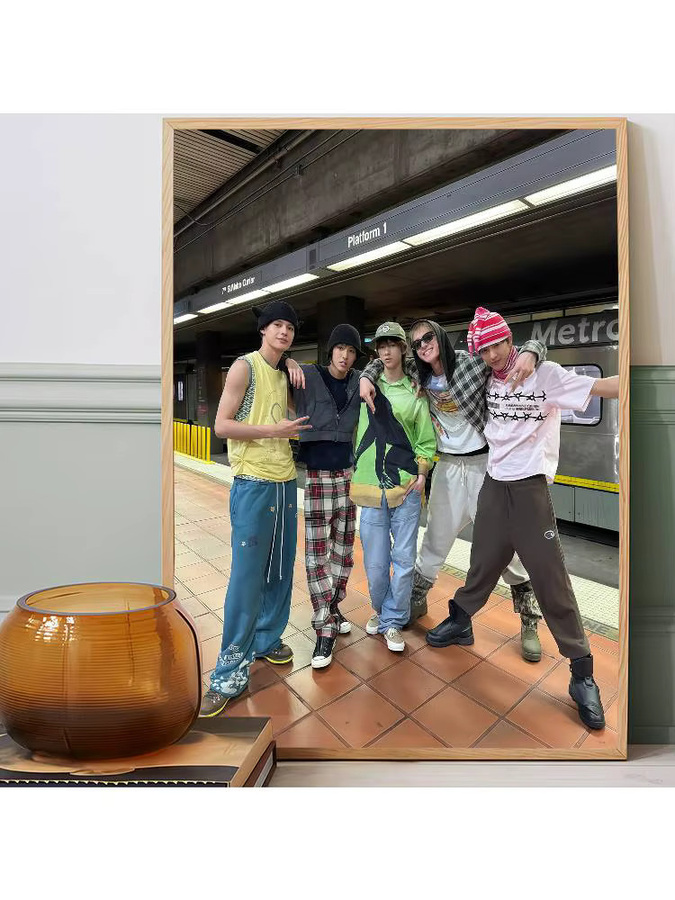 Vintage KPOP NEW CORTIS Poster Wandmalerei aus Papier in Mehrfarbig, Rechteckig, Breite: 15,0 cm, Höhe: 10,0 cm - Bild 6