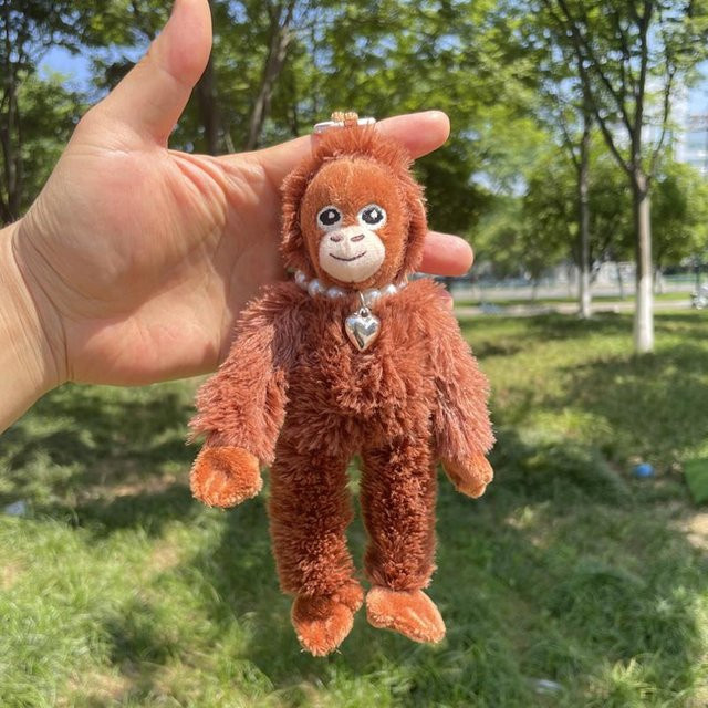 Schlüsselanhänger Rote Gorilla Plüschpuppe, Unisex - Bild 1