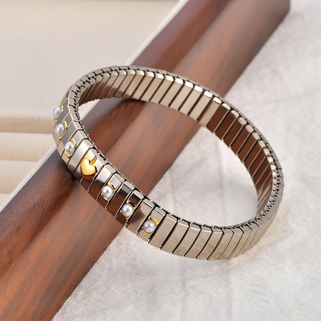 JeeMango Armband, vergoldeter Edelstahl, Perlen-Herz-Design, Damen - Bild 1
