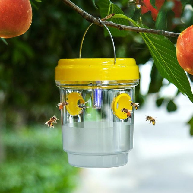 Solar Wespenfalle MARKET-3 Gelb mit UV-LED-Licht zur Insektenbekämpfung von Wespen, Bienen und Hornissen, wiederverwendbar und zum Aufhängen - Bild 1