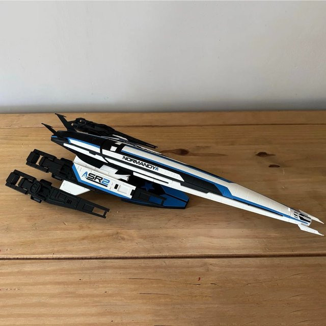 AT 99 MODEL SSV Normandy SR2 Alliance Raumschiff Montagemodell, 3D-gedrucktes statisches Modell, Länge: 50 cm - Bild 1