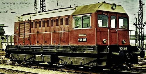 Piko Diesellok BR V 75 der DR im Maßstab H0 - Bild 1