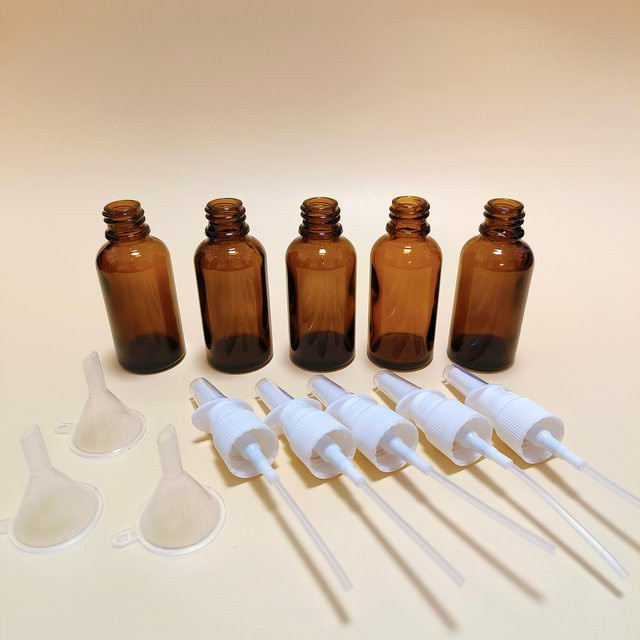 FIGHTYU Nasenspray Flasche Glas, nachfüllbar, Bernstein - Bild 1