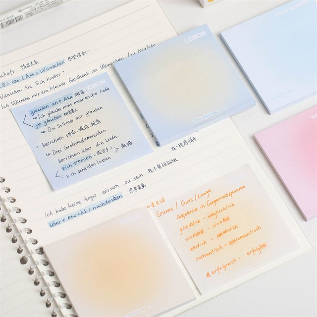 Bunte Klebenotizen aus Papier für Schüler und dekorative Handbücher in Multicolor - Bild 1
