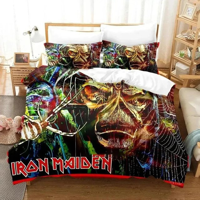 Bettwäscheset Lodestar Iron Heavy Metal Maidens in Schwarz, 2-teilige Bettgarnitur aus Mikrofaser bestehend aus Bettbezug und Kissenbezug, B/H: 133 x 70 cm - Bild 1