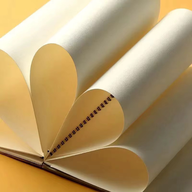 Handgemachtes Skizzenbuch A4 mit 16 Blatt speziellem 8K-Skizzenpapier für Kunststudenten - Bild 2