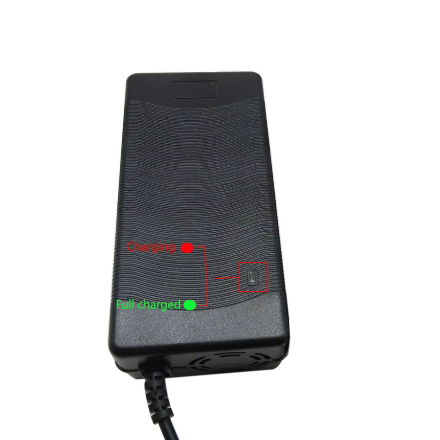 CYGEREEN Lithium-Ionen Ladegerät für 36V 37V 10S 18650 Akkus, 42V 3A mit Lüfter, Schwarz, Anschluss DC 5,5 x 2,5 mm und 5,5 x 2,1 mm - Bild 2