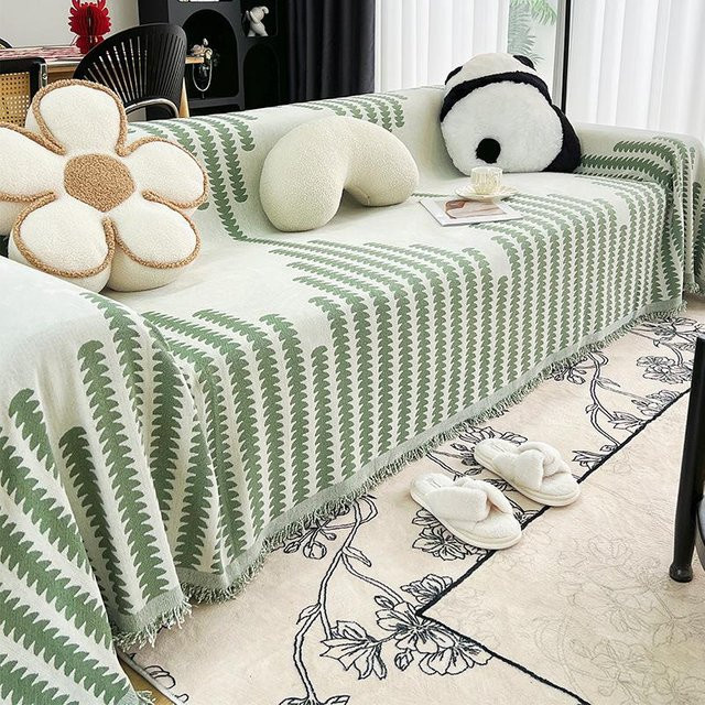 Super Six Sofa-Decke aus Chenille in Grün, modern und kratzfest, B/T/H: 110 x 110 cm - Bild 1
