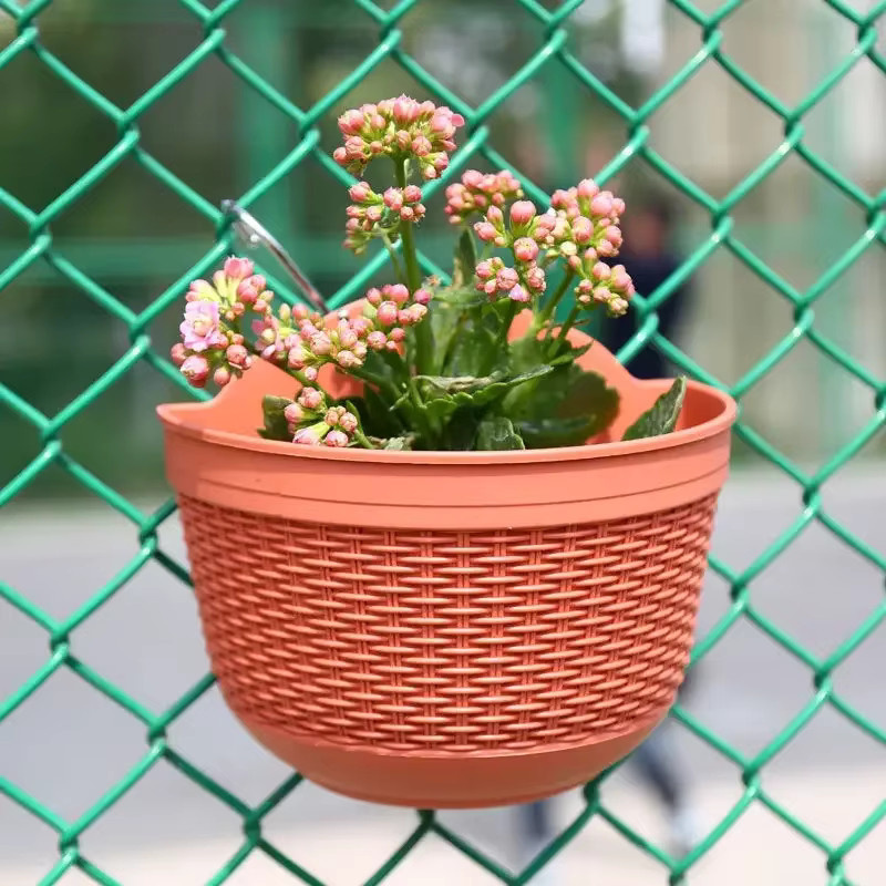 Beiger Wandhängender Blumentopf in Rattan-Optik für Garten, Hof und Balkon - Bild 4