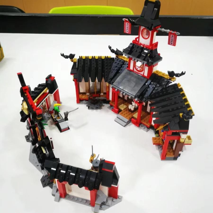 Yiran toy Spinjitzu Ninjago Coaching Halle Rotes Haus Kloster Bausteine Spielzeug 1132 Teile - Bild 2