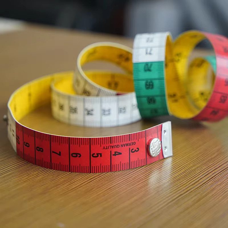 Flexibles Schneider Maßband in Multicolour, 1,5 m Länge für Näharbeiten - Bild 2