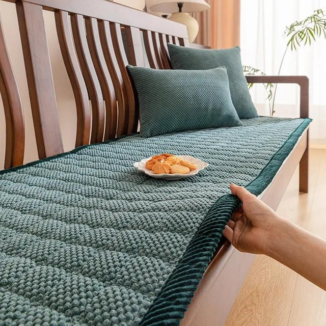 Rutschfester Sofabezug aus Cord und Plüsch von Yiran Furniture in Grün, quadratisch, 55 x 55 cm - Bild 1