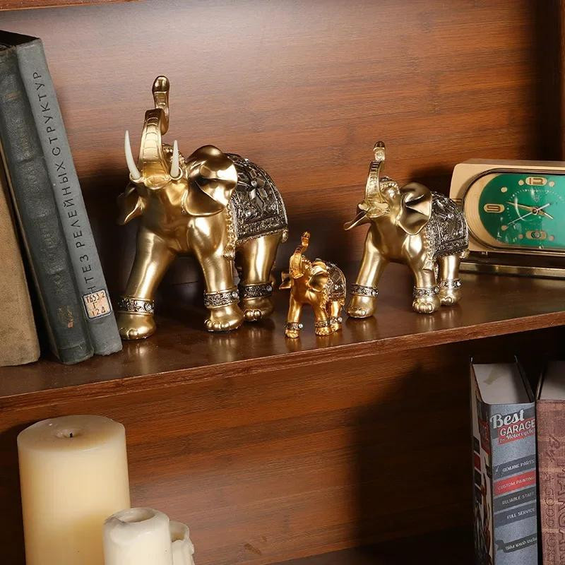 Goldene Elefantenstatue aus Kunstharz von Yiran Furniture als Feng Shui Glücksbringer und Deko-Ornament für deine Inneneinrichtung - Bild 4