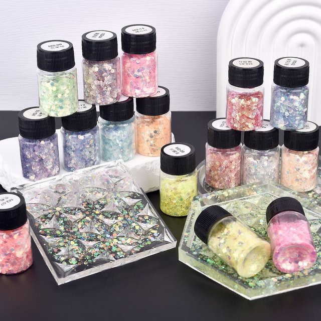 16-farbige leuchtende Pailletten in Multicolour für DIY-Epoxidharz, Schmuckherstellung und Nagelkunst - Bild 1