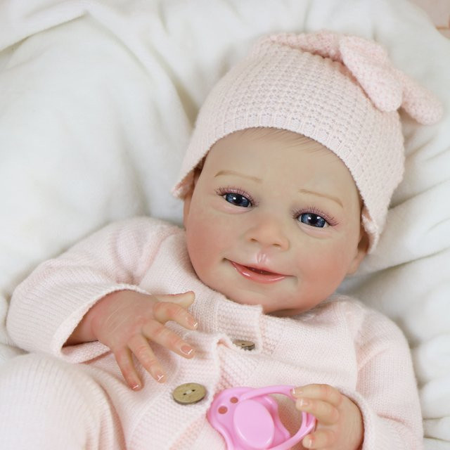 ALDYOK Lily Mae Reborn Baby Doll, Puppe, mit magnetischem Schnuller - Bild 1