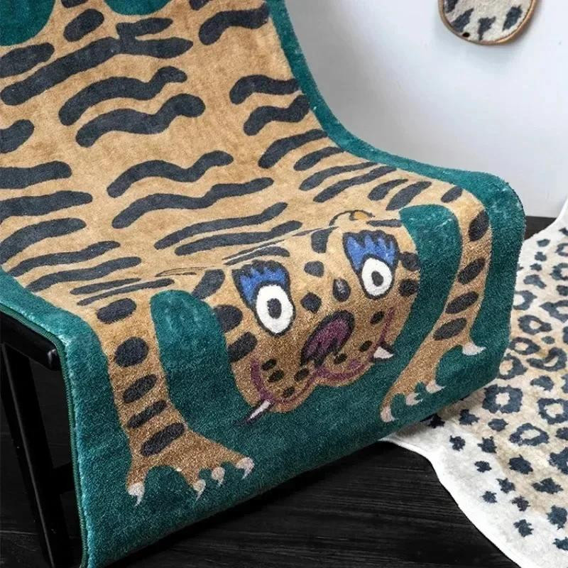 Lodestar Plüsch-Teppich mit Leopardenmuster in Multicolour, B/B/H: 90 x 60 cm - Bild 2