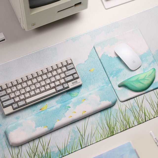 Ergonomisches Mauspad mit Silikon Handgelenkauflage im Sommer-Blatt Design, rutschfestes Schreibtischpad für Büro und Gaming, Mehrfarbig - Bild 1