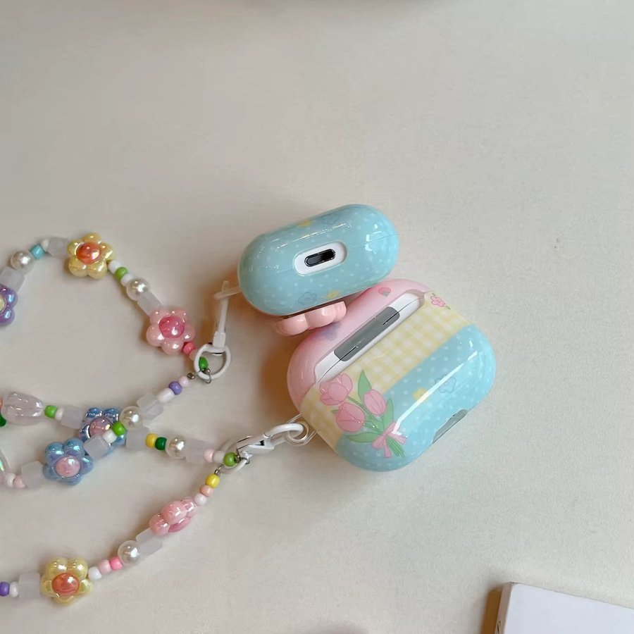 Apple AirPods 3 und 4 Schutzhülle Sanftes Mädchen mit dreidimensionaler Tulpe in Multicolour - Bild 2