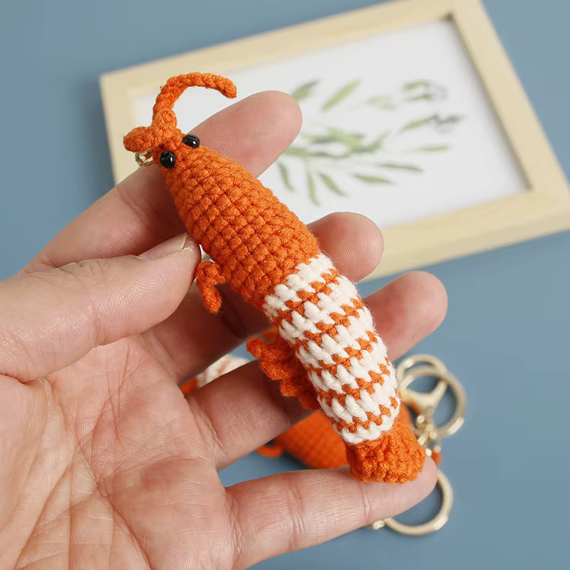 Schlüsselanhänger Garnelen-Puppe, gehäkelt, Clownfisch, Unisex - Bild 2