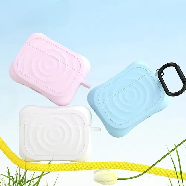 Sle Candy Color Ripple Silikon-Hülle für Apple AirPods 4, 3, 2, 1 und Pro 2 mit Metall-Schlüsselanhänger in Weiß - Bild 1