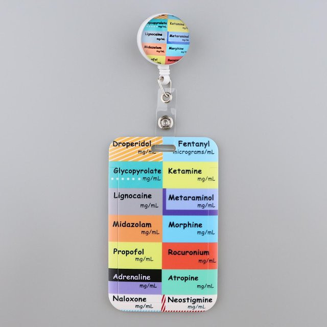 Grey's Anatomy Cartoon Ausweisrolle von Yiran Furniture, einziehbarer Ausweishalter in Pink und Multicolour für Krankenschwestern und Arbeitskarten - Bild 1